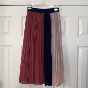 Halogen x Atlantic-Pacific Pleated Midi Skirt
